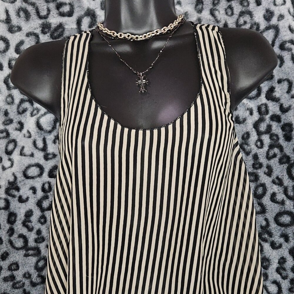 Striped Like New Medium Black White Sleeveless Song Tshirt Womens